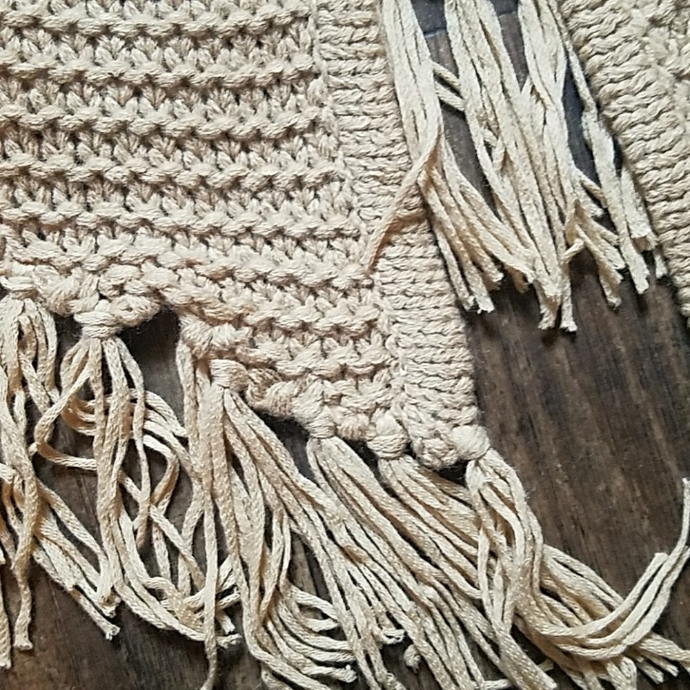 NWT she + sky medium fringe sweater vest - Picture 3 of 7